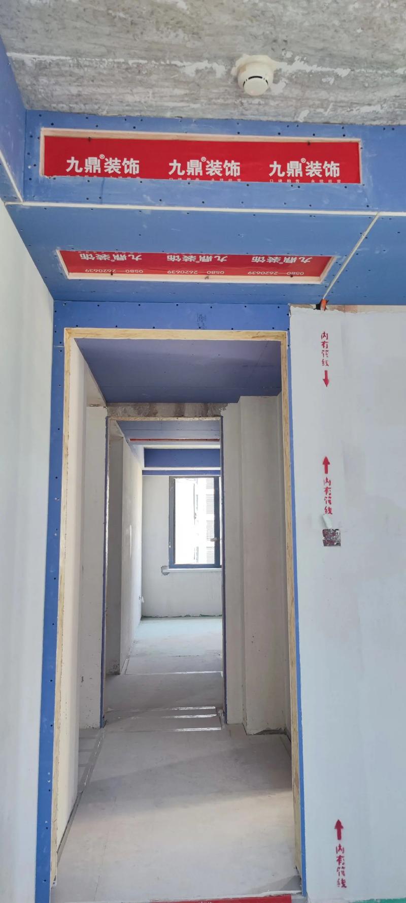 做吊顶一般用什么板-吊顶用石膏板好还是用木板好？