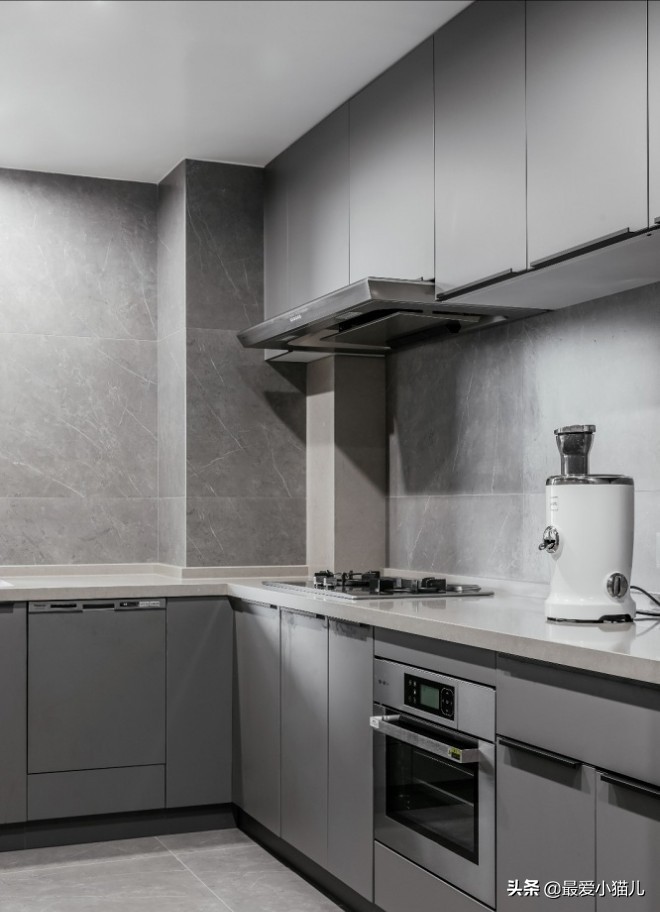 高端装修设计-小户型怎样装修设计，才能让人感觉高端、大气、上档次呢？