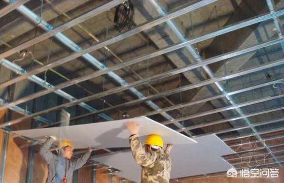 室内装修先吊顶还是先刷墙-先吊顶还是先做柜子还是先批墙？