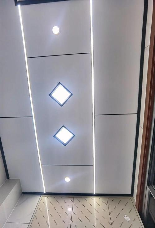 装修吊顶材质有哪些-吊顶扣板材料怎么选？