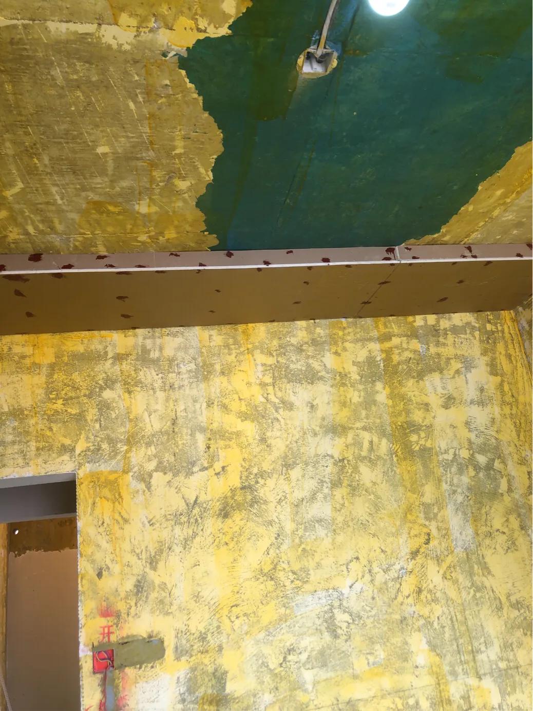 先吊顶先刷墙还是墙漆-吊顶乳胶漆跟墙面乳胶漆一样吗？