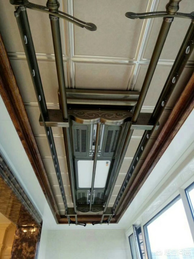 装修吊顶大概需要多少钱-客厅装修吊顶一个平方多少钱？