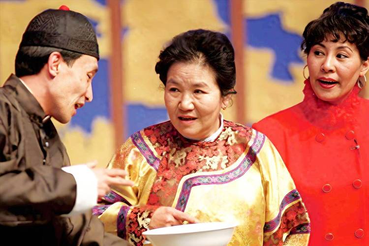 小品巩汉林的小品演员是谁-巩汉林小品搭档女演员叫啥名？