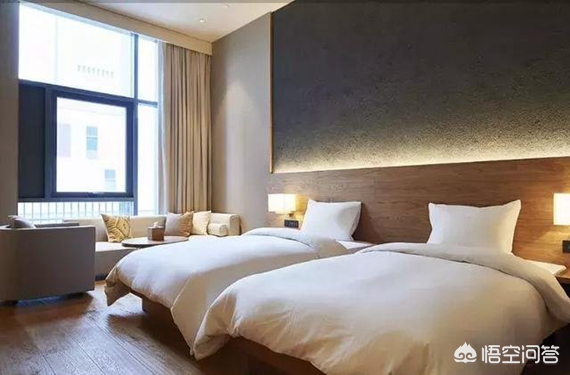 无设计不装修可以吗-现代装修似乎开始流行一股风潮,客厅无主灯的设计,你喜欢吗? 无设计不装修可以吗-现代装修似乎开始流行一股风潮,客厅无主灯的设计,你喜欢吗?