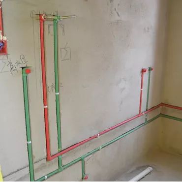 家装设计费用一般在总造价的多少-现在有两个工作可以选择，分别是造价和家装设计师，选哪个好？