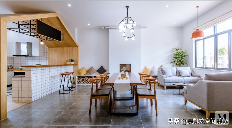 大宅装修效果图-农村的两层小别墅怎么装修好？客厅全屋贴瓷砖，电视背景墙该怎么设计？