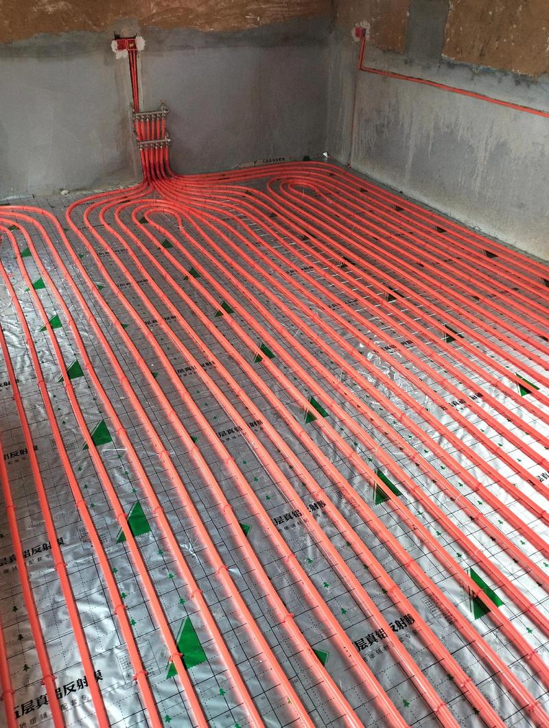 120平6万装修效果图-6匹空气能带120平米地暖一天40元？