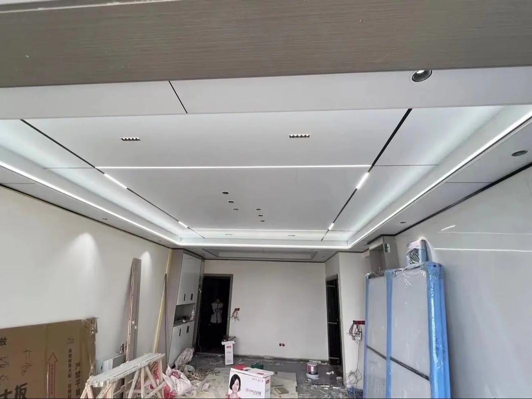 蜂窝板吊顶贵吗-顶上蜂窝板吊顶一平方多少钱？