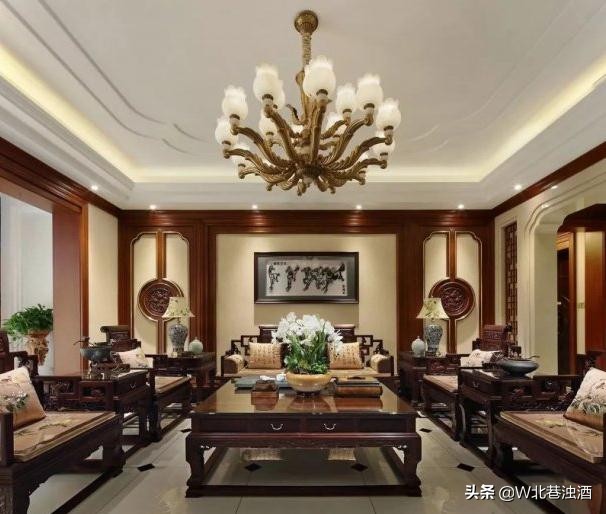 墙面装饰画在哪里买-黄色墙面配什么装饰画？