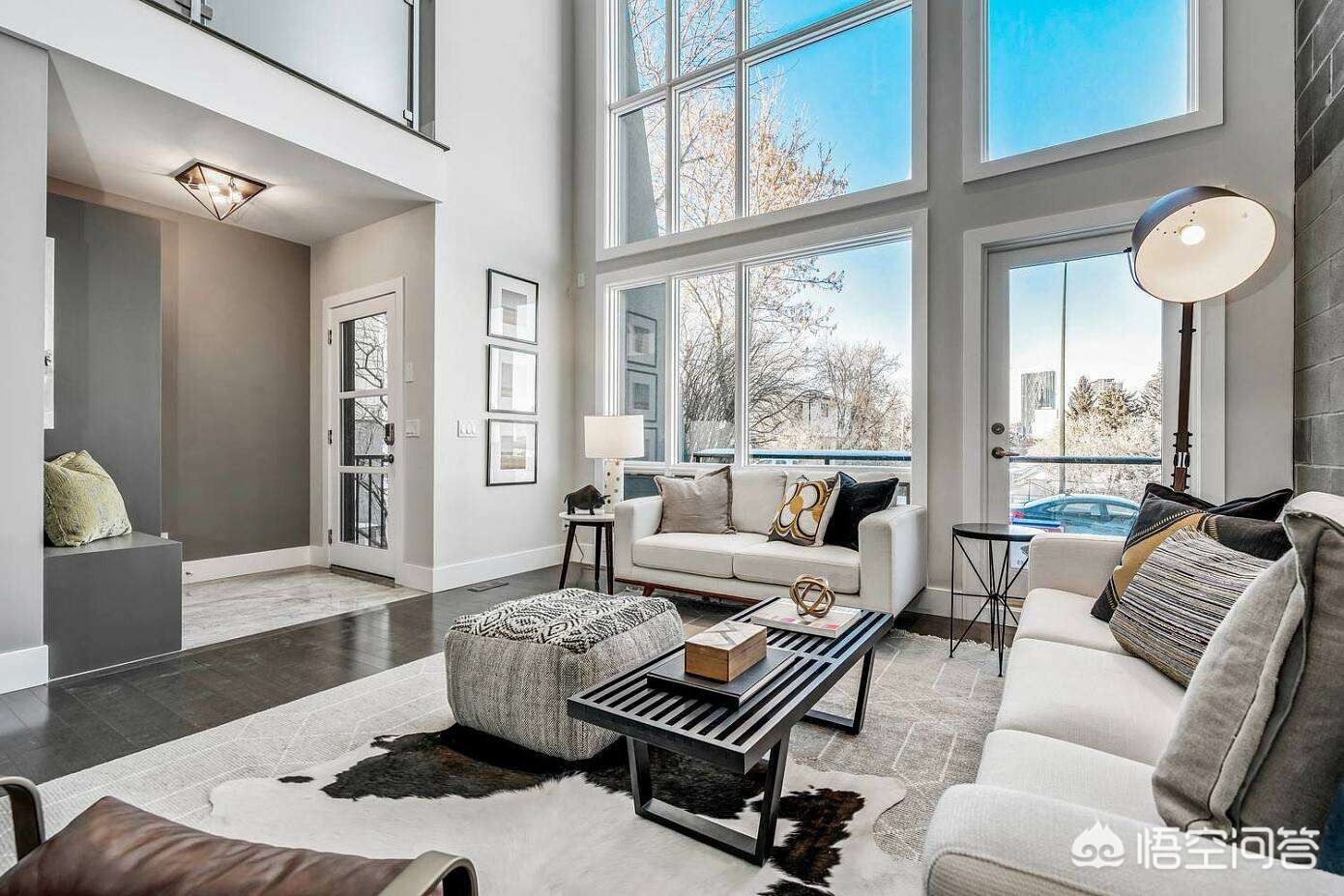 装修吊顶一般多少钱-吊顶安装工一年的收入？